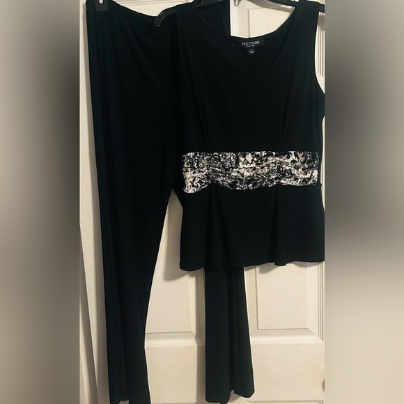 Perceptions 2-Piece Set Sleeveless Top w/Detail, Wide Leg Elastic Waist Pants 12 - Picture 11 of 11